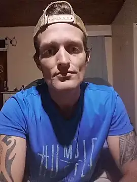 Snapshot of the-billy-blue chatting on 05-07-26, 11:32 the-billy-blue online show from 05-07-26, 11:32