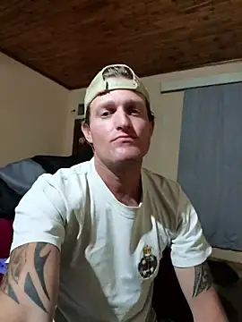 Snapshot of the-billy-blue chatting on 05-17-26, 09:11 the-billy-blue online show from 05-17-26, 09:11