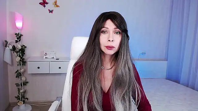 wendifoste online show from 12-18-24, 07:19