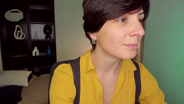 LorenDaze online show from 10-28-25, 02:42