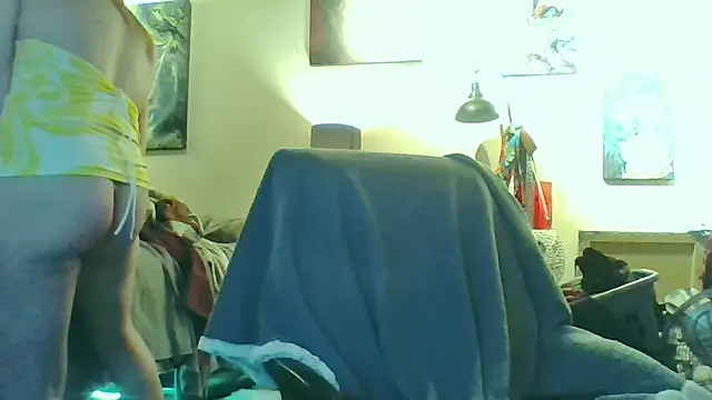 eatmeplease44 online show from 11-05-25, 08:20