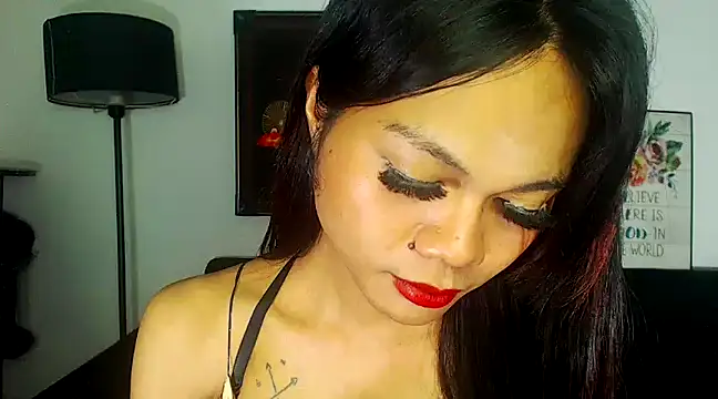 ELLIZABETHFORCUMXX online show from 03-18-25, 09:43