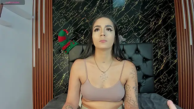 Snapshot of Tamara-evans chatting on 12-05-25, 06:59 Tamara-evans online show from 12-05-25, 06:59