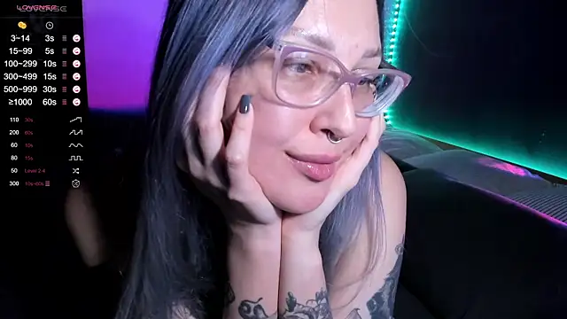 Snapshot of Eurusholmess chatting on 03-21-25, 05:34 Eurusholmess online show from 03-21-25, 05:34