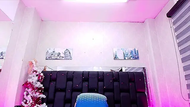 Snapshot of _carolina_fox chatting on 01-22-25, 06:10 carolina fox online show from 01-22-25, 06:10