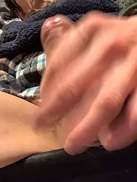 Senzuri kun online show from 12-21-24, 02:26