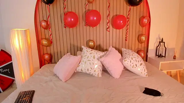 Karlagonzales  online show from 04-18-26, 07:58