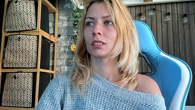 karo123421 online show from 09-18-25, 09:44