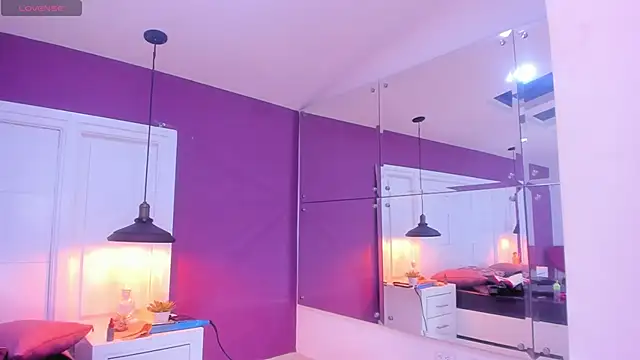 SilvanaCapelli online show from 03-09-25, 05:11