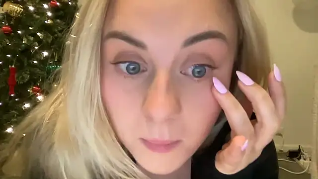 bigboobybabyxh online show from 10-22-25, 09:31