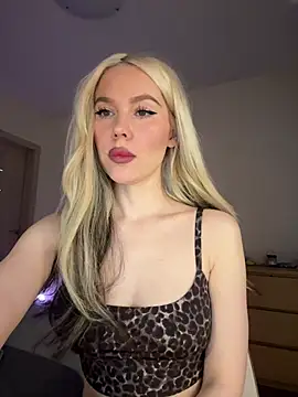 xDinnax online show from 03-24-26, 08:52