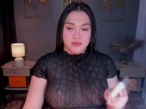 MaxeneCullens online show from 10-04-25, 06:55