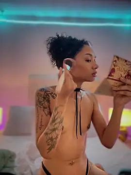 Leaberry online show from 02-26-26, 08:19