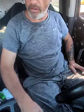 Ryeguy6969 online show from 09-29-25, 04:01