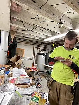 Snapshot of charactrzero chatting on 12-21-24, 02:19 charactrzero online show from 12-21-24, 02:19