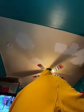 Snapshot of charactrzero chatting on 12-23-24, 01:08 charactrzero online show from 12-23-24, 01:08