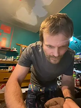 Snapshot of charactrzero chatting on 12-25-24, 03:49 charactrzero online show from 12-25-24, 03:49