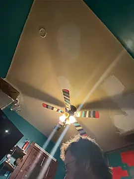 Snapshot of charactrzero chatting on 01-21-25, 04:21 charactrzero online show from 01-21-25, 04:21