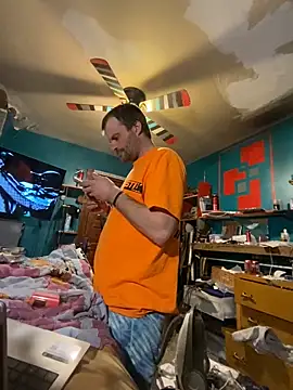 Snapshot of charactrzero chatting on 02-12-25, 04:23 charactrzero online show from 02-12-25, 04:23