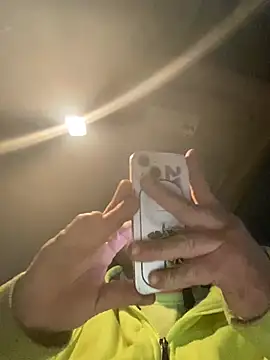 Snapshot of charactrzero chatting on 02-14-25, 11:20 charactrzero online show from 02-14-25, 11:20