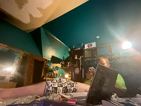 Snapshot of charactrzero chatting on 10-01-25, 06:19 charactrzero online show from 10-01-25, 06:19