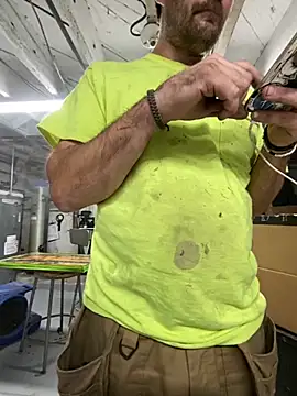 Snapshot of charactrzero chatting on 10-15-25, 07:58 charactrzero online show from 10-15-25, 07:58