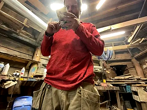 Snapshot of charactrzero chatting on 10-24-25, 10:39 charactrzero online show from 10-24-25, 10:39