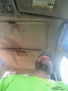 Snapshot of charactrzero chatting on 12-01-25, 05:29 charactrzero online show from 12-01-25, 05:29