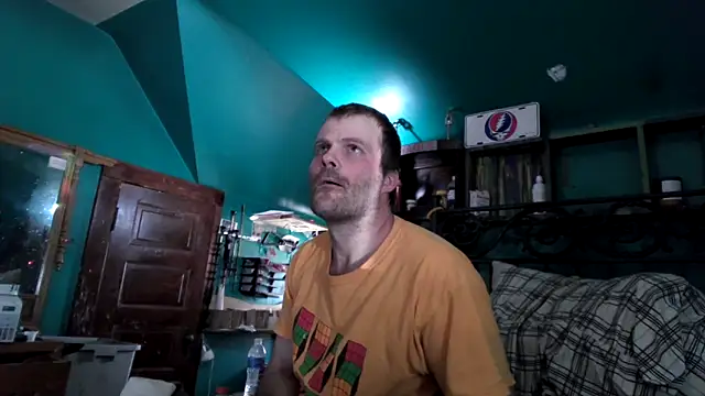 charactrzero online show from 04-12-26, 02:00