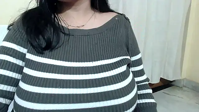 HOT CHILLY online show from 11-17-25, 07:41