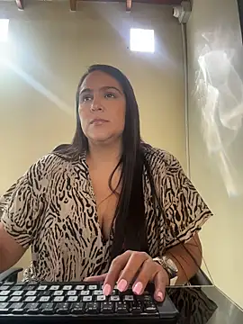 kendall 52 online show from 04-04-26, 02:58