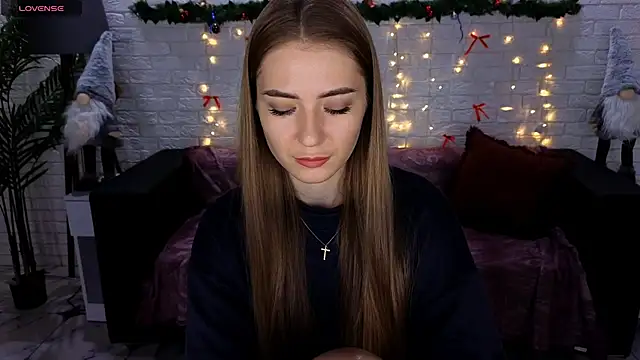 Snapshot of Adelyna_Bird chatting on 01-06-25, 07:31 Adelyna Bird online show from 01-06-25, 07:31