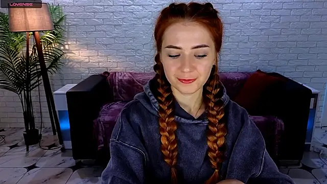 Snapshot of Adelyna_Bird chatting on 02-03-25, 07:40 Adelyna Bird online show from 02-03-25, 07:40