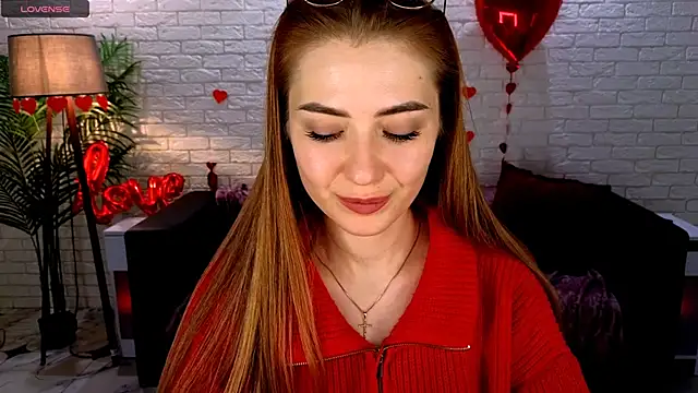 Snapshot of Adelyna_Bird chatting on 02-14-25, 11:42 Adelyna Bird online show from 02-14-25, 11:42