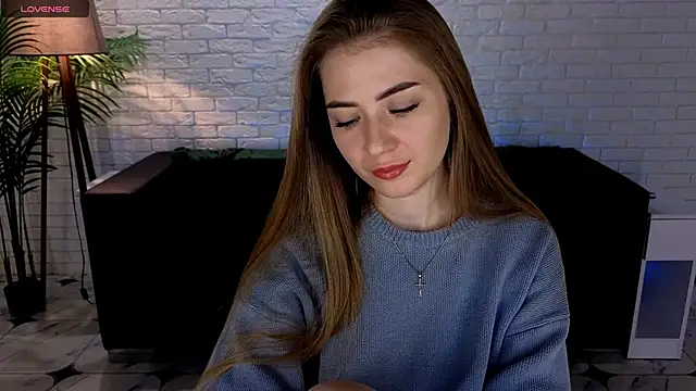 Snapshot of Adelyna_Bird chatting on 03-20-25, 07:25 Adelyna Bird online show from 03-20-25, 07:25