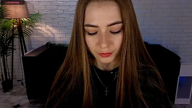 Snapshot of Adelyna_Bird chatting on 03-21-25, 10:28 Adelyna Bird online show from 03-21-25, 10:28