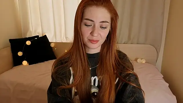 Adelyna Bird online show from 12-19-25, 07:59