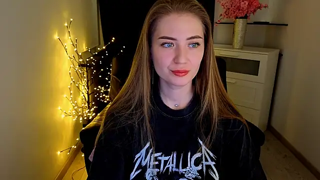 Adelyna Bird online show from 03-30-26, 06:47