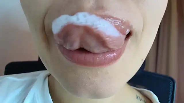 lisbet21x online show from 04-12-26, 11:37