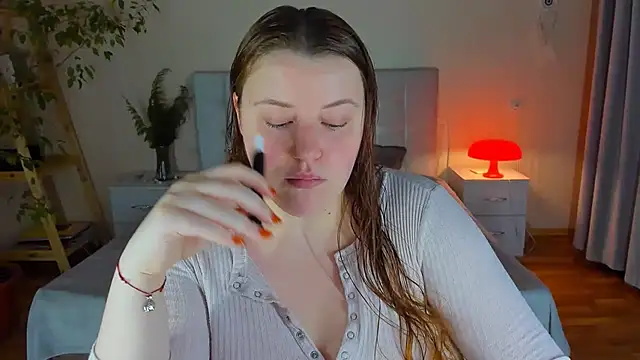 PolinaSalvatore online show from 11-09-25, 03:54