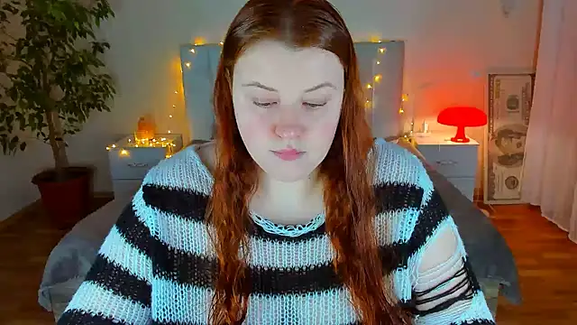 Snapshot of PolinaSalvatore chatting on 02-12-26, 06:47 PolinaSalvatore online show from 02-12-26, 06:47