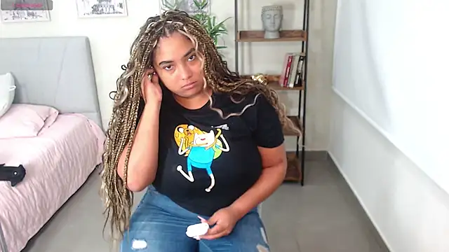 Kenya--Buhle online show from 02-12-25, 11:07