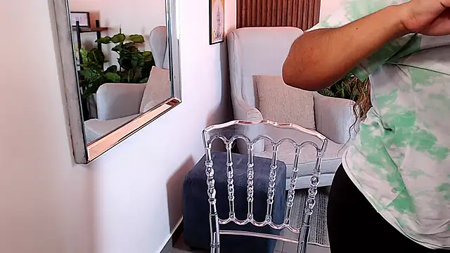 Kenya--Buhle online show from 02-18-25, 06:15