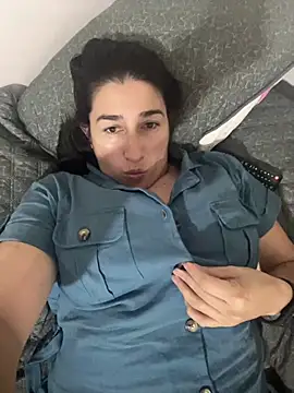 andreaisis2 online show from 04-12-26, 10:26