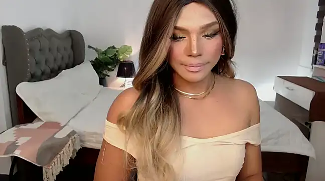 liaa lurrecams online show from 01-08-25, 12:37