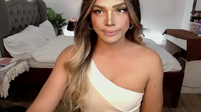 liaa lurrecams online show from 01-21-25, 12:50