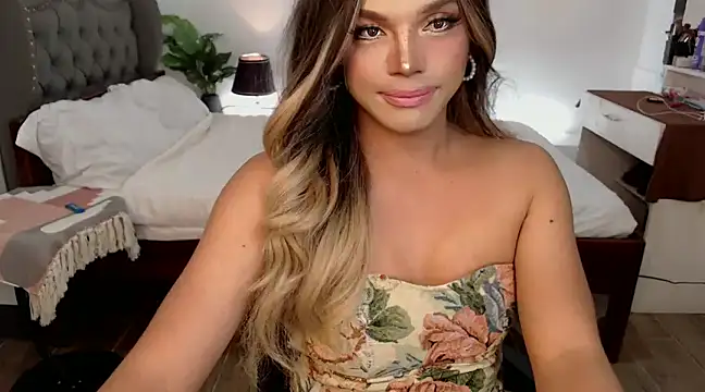 liaa lurrecams online show from 01-22-25, 02:35