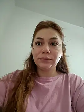 Snapshot of Ella_sweety chatting on 11-18-25, 09:36 Ella sweety online show from 11-18-25, 09:36