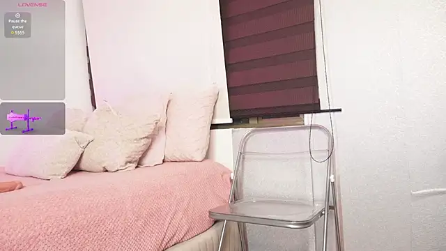 Alexxandra 12 online show from 10-11-25, 08:24