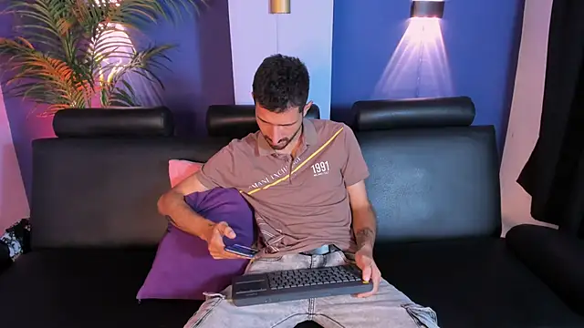 sam bisex online show from 03-23-26, 06:34